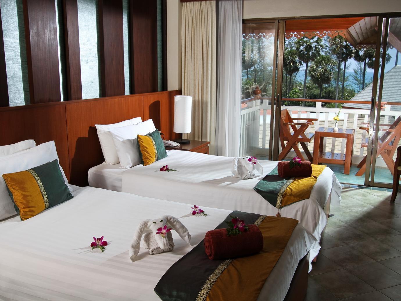 Baan Karonburi Resort Bagian luar foto