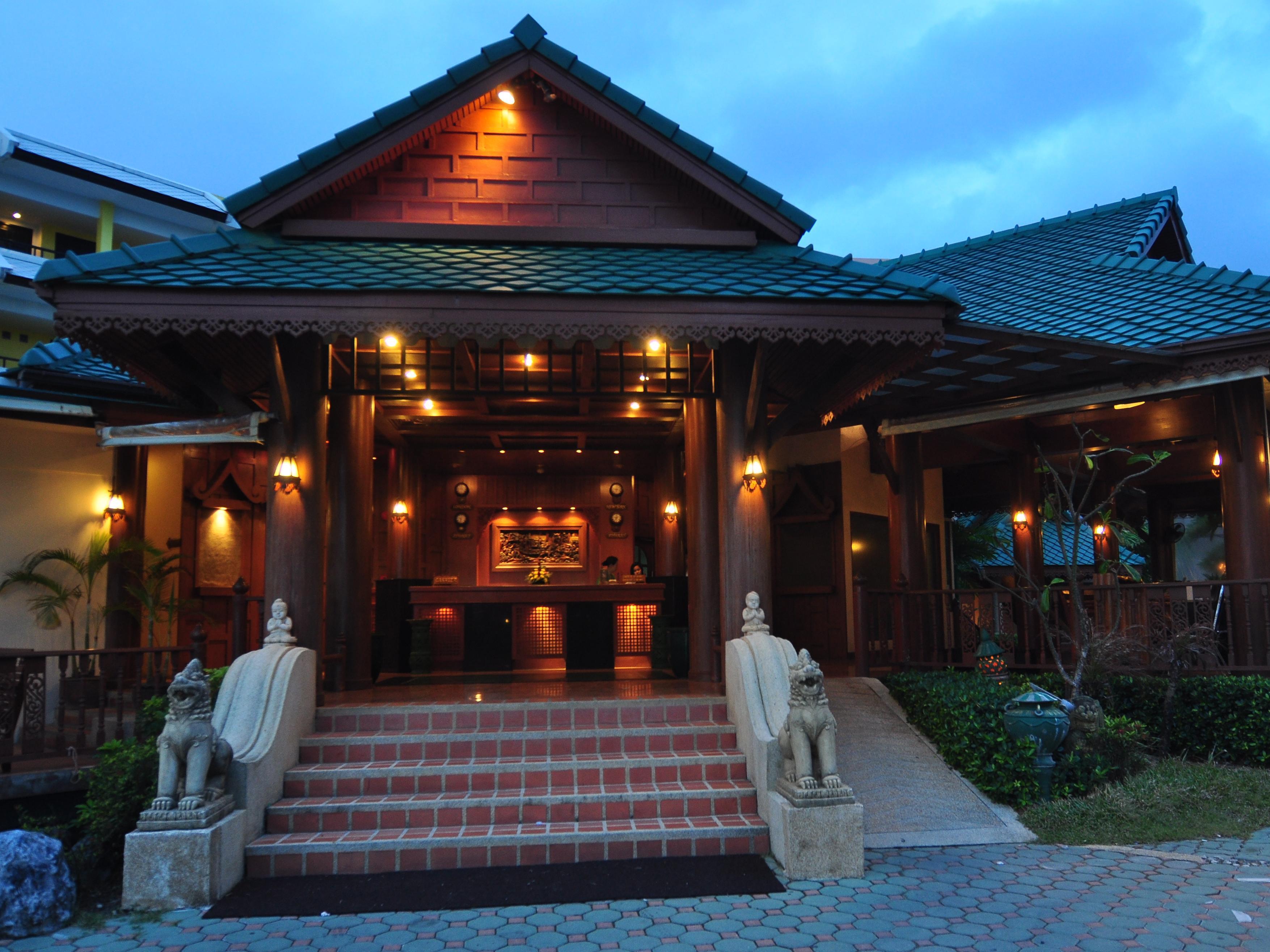 Baan Karonburi Resort Bagian luar foto