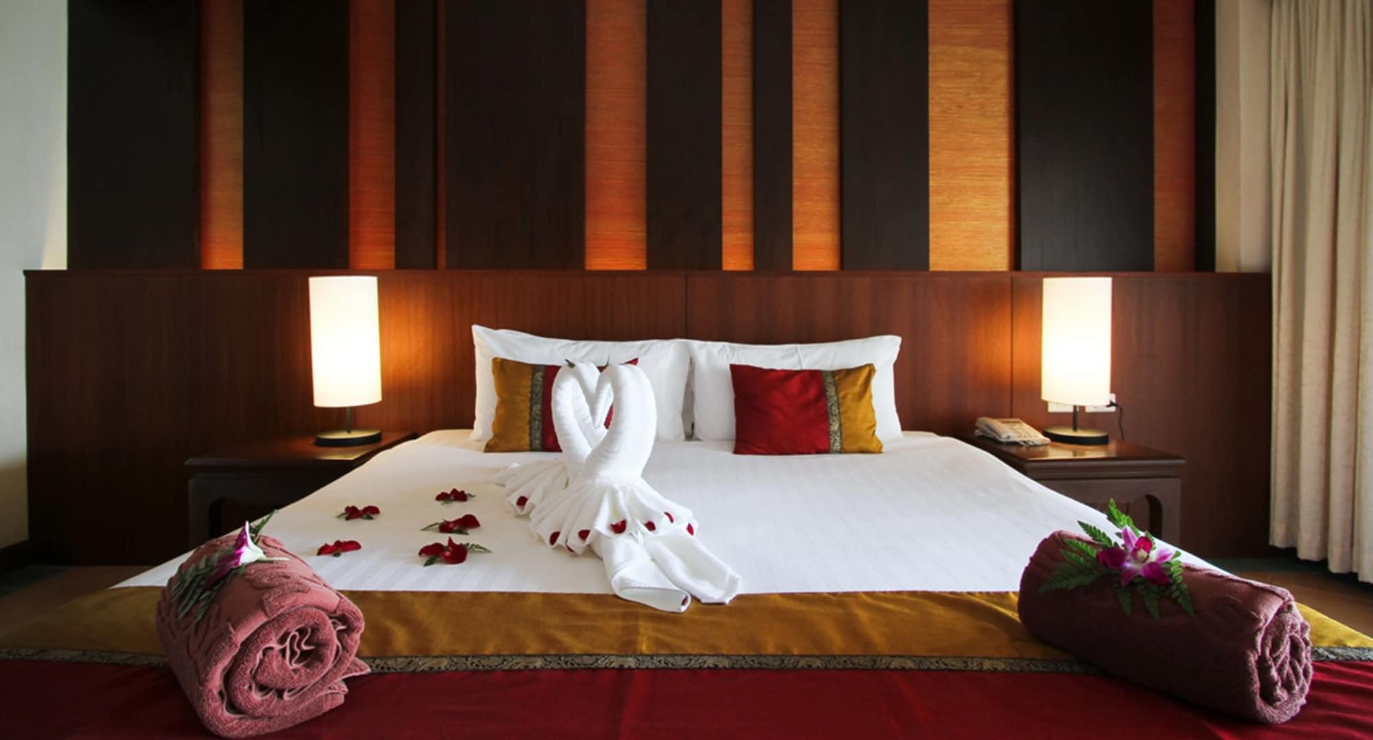 Baan Karonburi Resort Bagian luar foto