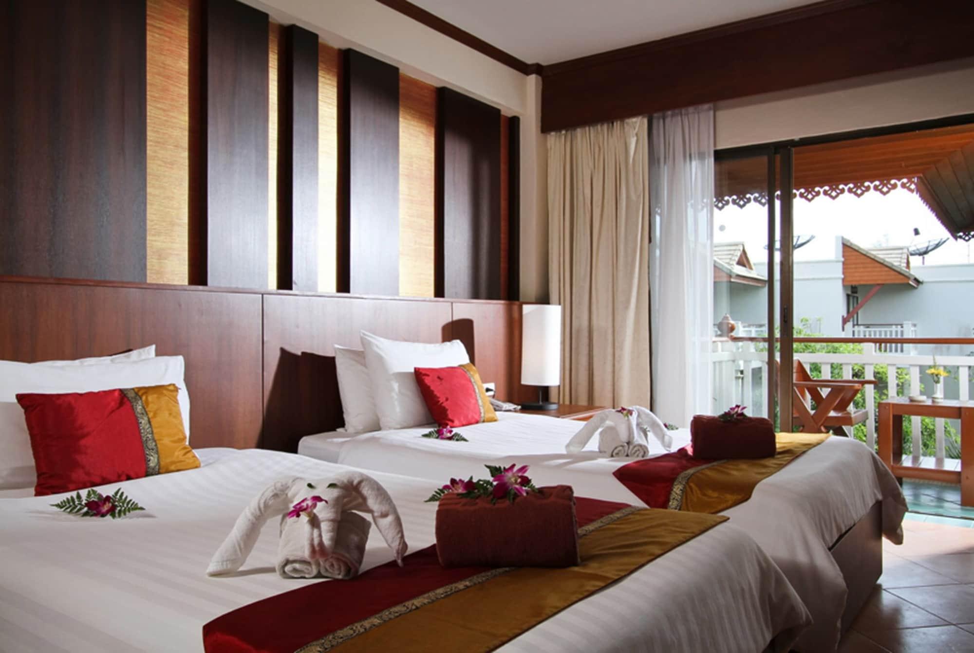 Baan Karonburi Resort Bagian luar foto