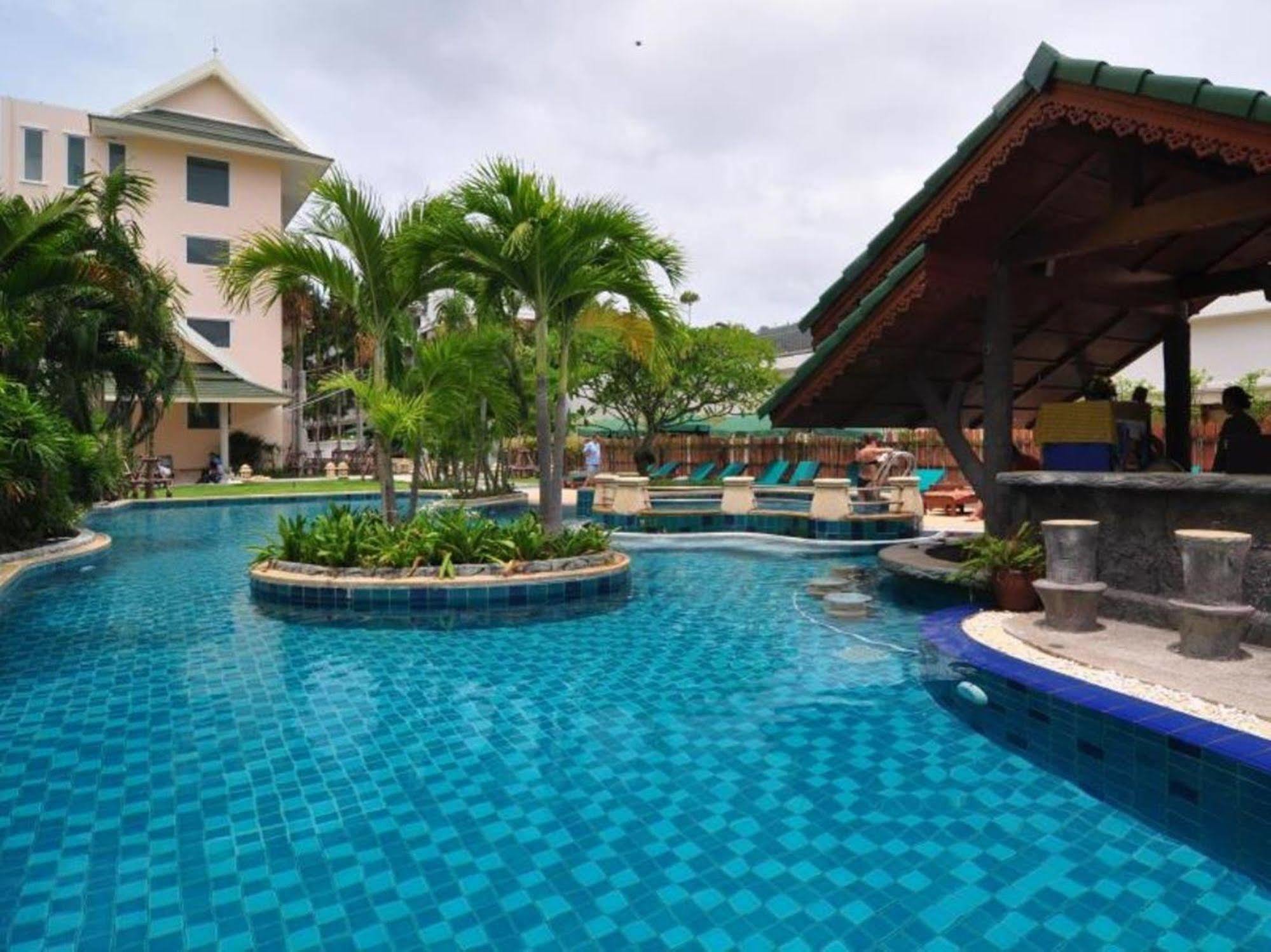 Baan Karonburi Resort Bagian luar foto