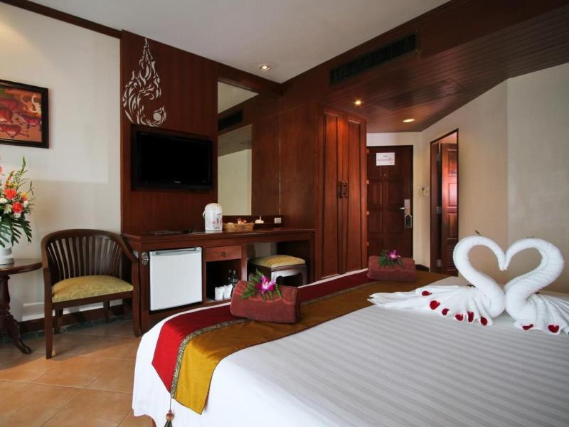 Baan Karonburi Resort Bagian luar foto