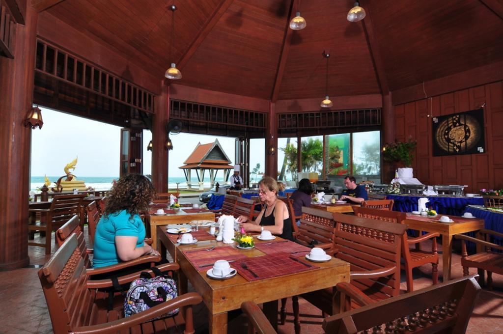 Baan Karonburi Resort Bagian luar foto